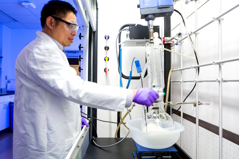 Working in the Process Chemistry Lab (46209552304)