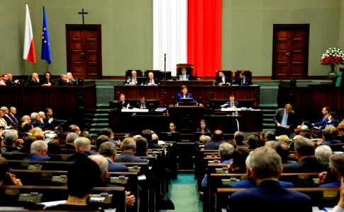 Wystąpienie premier Beaty Szydło w Sejmie (27031547872)
