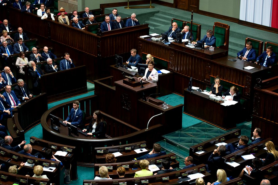 Wystąpienie premier Beaty Szydło w Sejmie (29558719970)