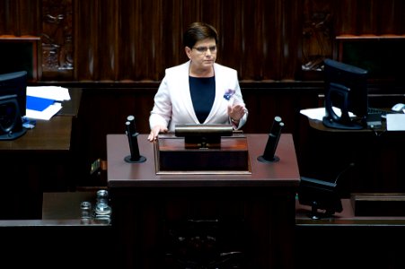 Wystąpienie premier Beaty Szydło w Sejmie (29558720060)