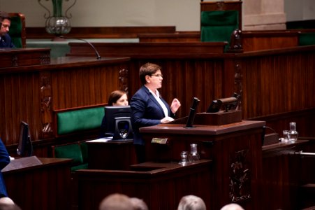 Wystąpienie premier Beaty Szydło w Sejmie (34701175522)