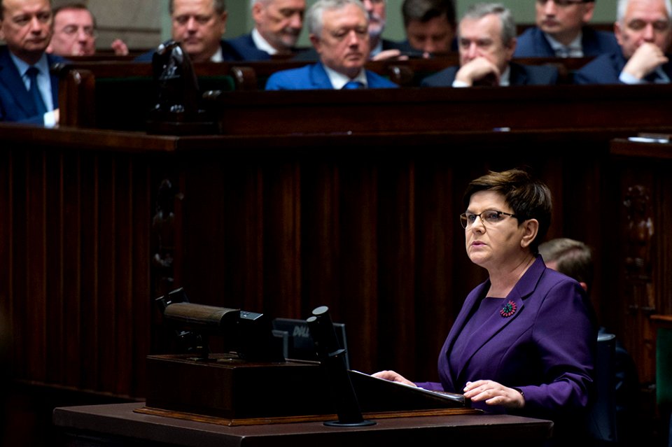 Wystąpienie premier Beaty Szydło w Sejmie (34891950294)