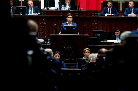 Wystąpienie premier Beaty Szydło w Sejmie (30150342145)