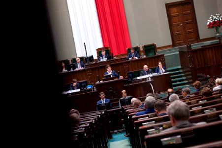 Wystąpienie premier Beaty Szydło w Sejmie (34701174572)