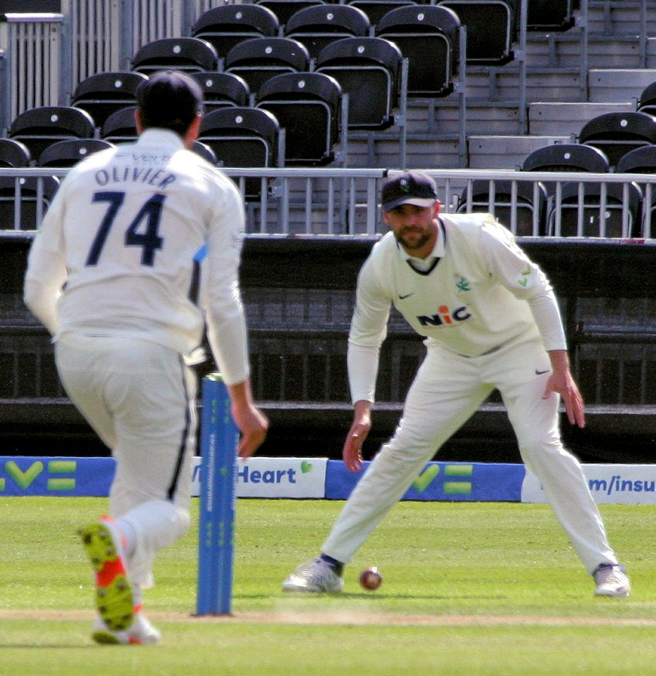 York v Lancs (51207791962) (Olivier and Fraine cropped)
