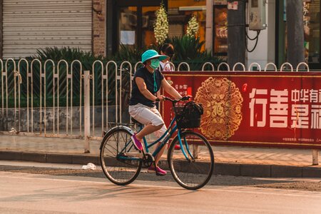 Asian cycle cyclist