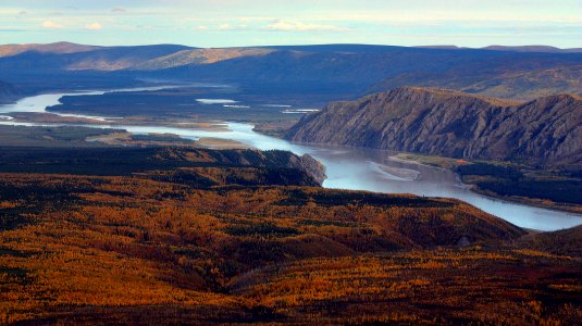 YUCH Yukon River (34900099044)