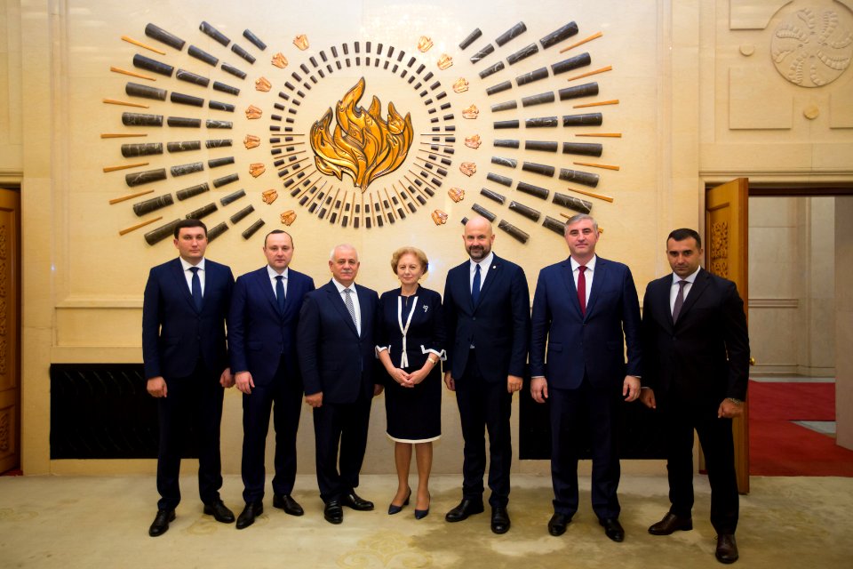 Întrevederea Președintelui Parlamentului Zinaida Greceanîi cu Președintele Comitetului Permanent al Adunării Naționale a Reprezentanților Poporului din Întreaga Chină, Li Zhanshu. (48715721338)