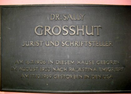 2-Ehrentafel, Wagemannstraße 27