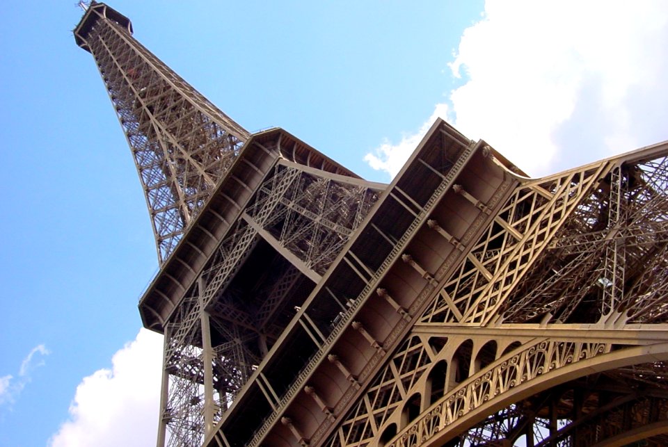 845-Paris
