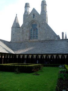 Abbey courtyard - Paris 2008