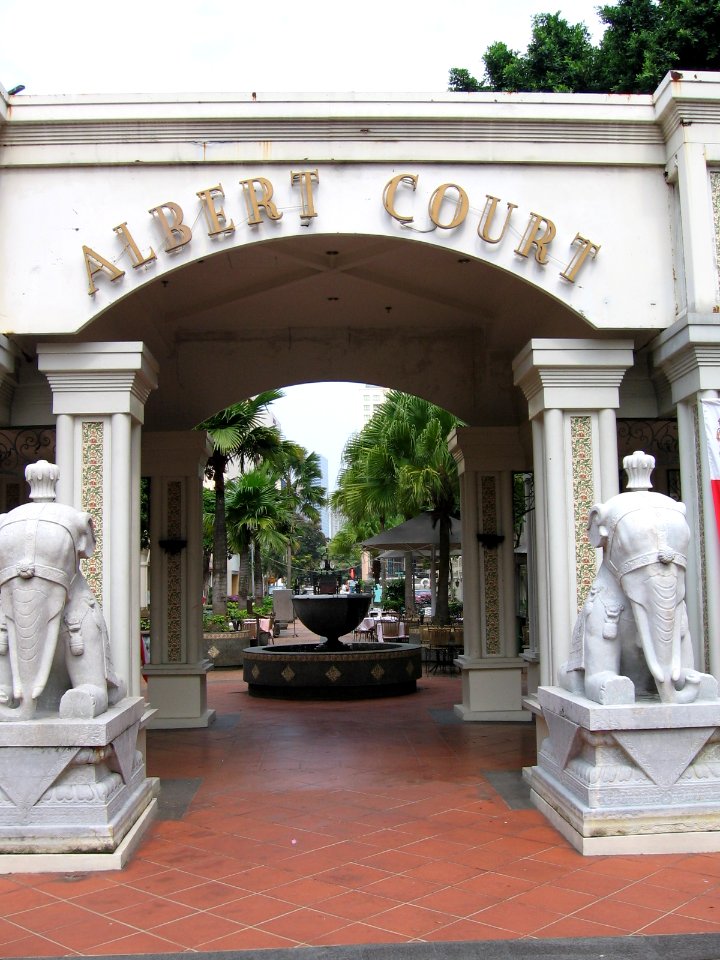 Albert Court 4, Aug 06