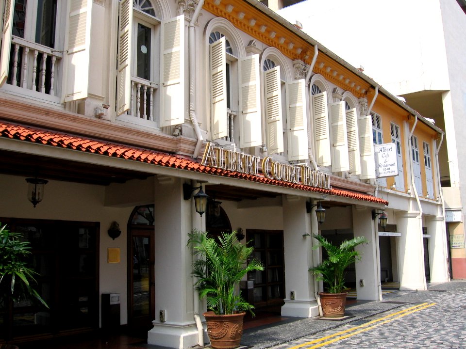 Albert Court Hotel, Aug 06