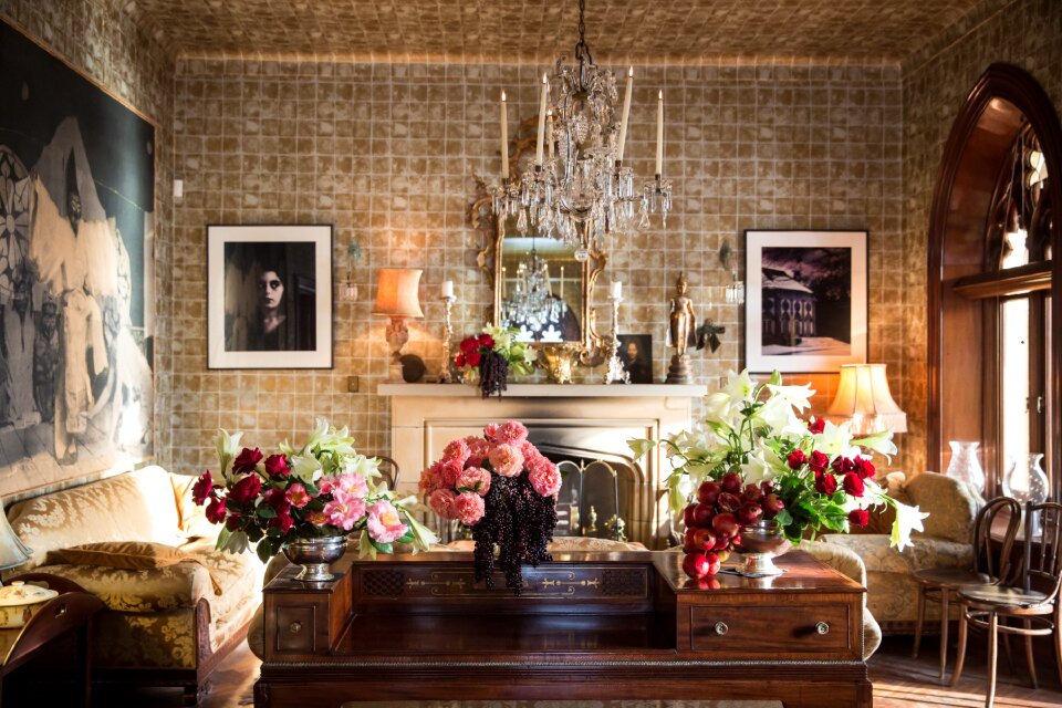 Furniture flowers display