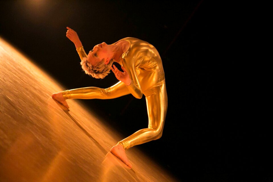Performance dance black dance