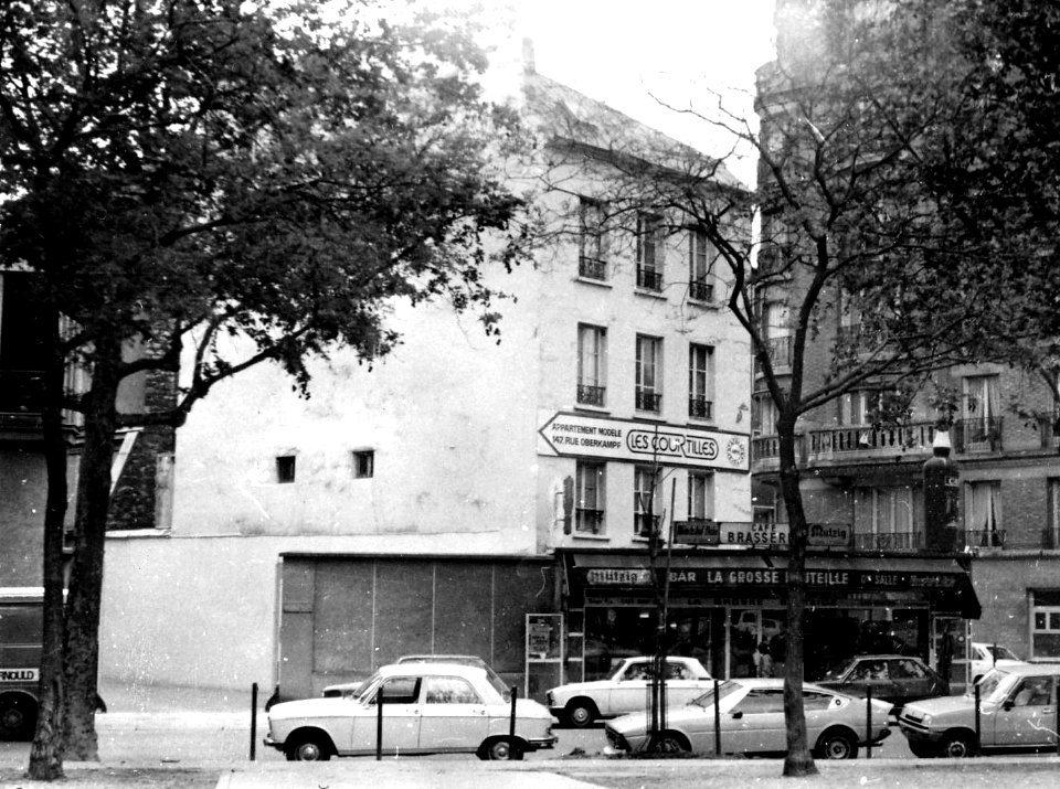 Bar La grosse bouteille, boulevard Richard Lenoir, Paris 1981