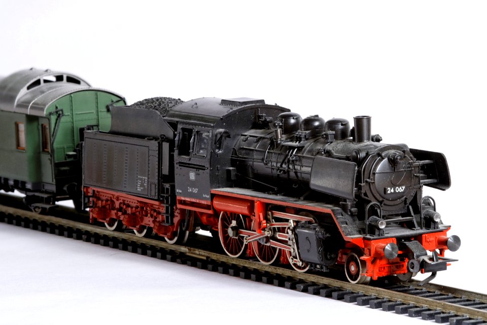 BR24-Fleischmann-2