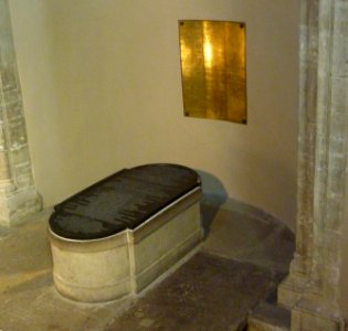 Braunschweiger-Dom-Welfentumba