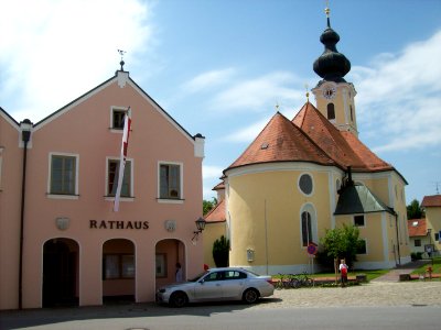 Buchbach-Rathaus-Kirche
