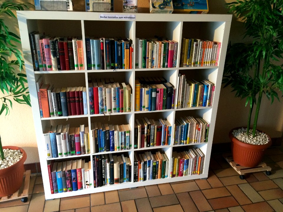 Bücherregal Freibad Dietmannsried