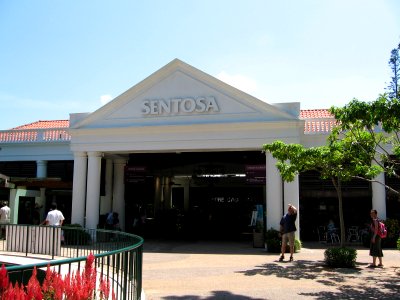 Cable Car Arrival Plaza, Sentosa, Aug 06 photo