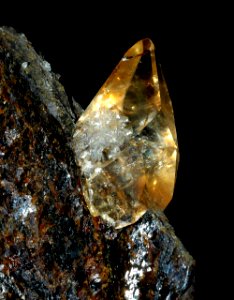 Calcite Elmwood sur sphalérite (USA)