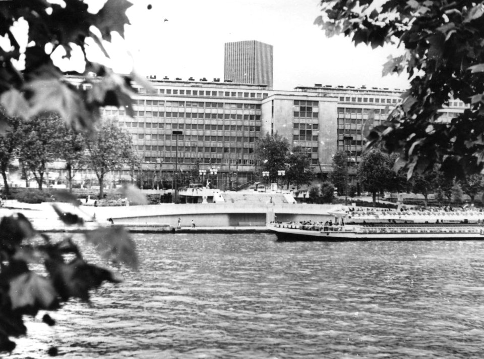 Campus universitaire de Jussieu, Paris 1981