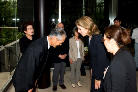 Ambassador Kennedy Pays Tribute at 9-11 Memorial - Flickr - East Asia and Pacific Media Hub (8)