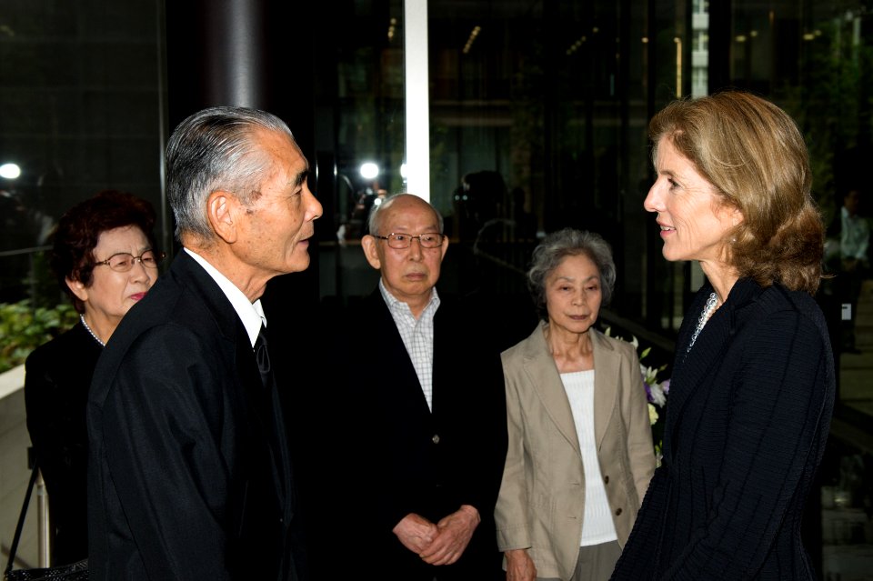 Ambassador Kennedy Pays Tribute at 9-11 Memorial - Flickr - East Asia and Pacific Media Hub (5)