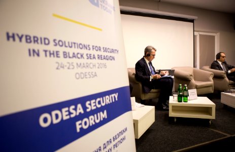Ambassador Pyatt at the “Hybrid Solutions for Security in the Black Sea Region” Conference, Odesa, March 24, 2016 (26055362672)