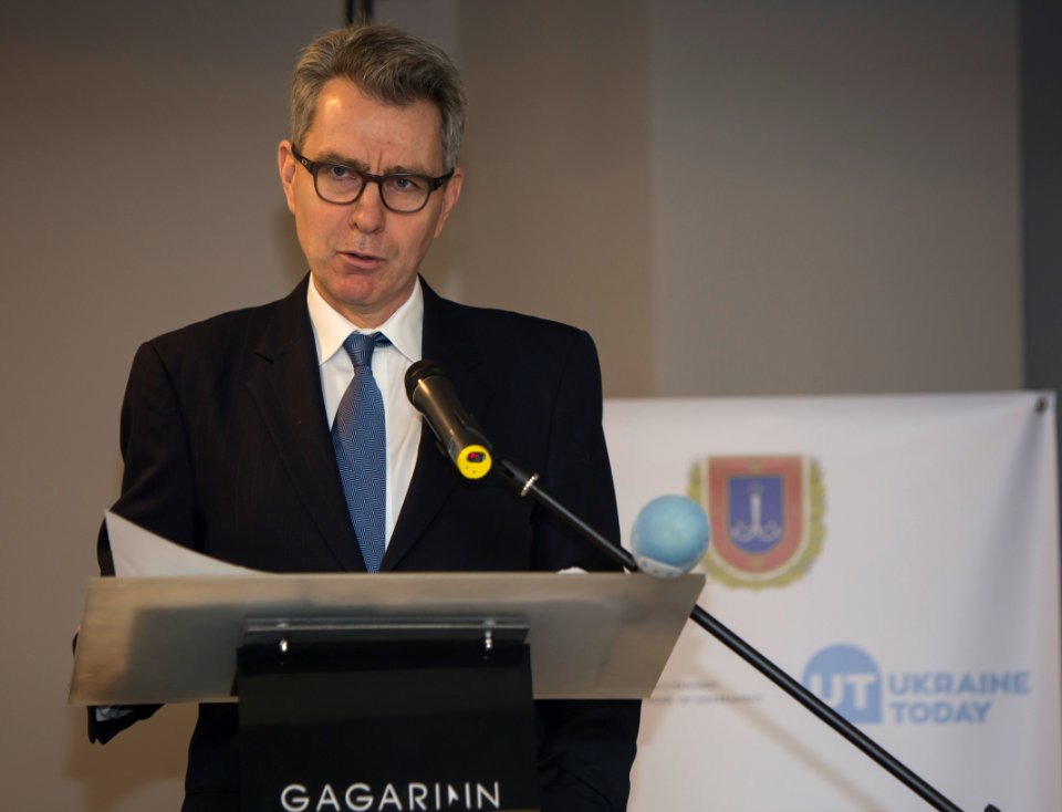 Ambassador Pyatt at the “Hybrid Solutions for Security in the Black Sea Region” Conference, Odesa, March 24, 2016 (26121871086)