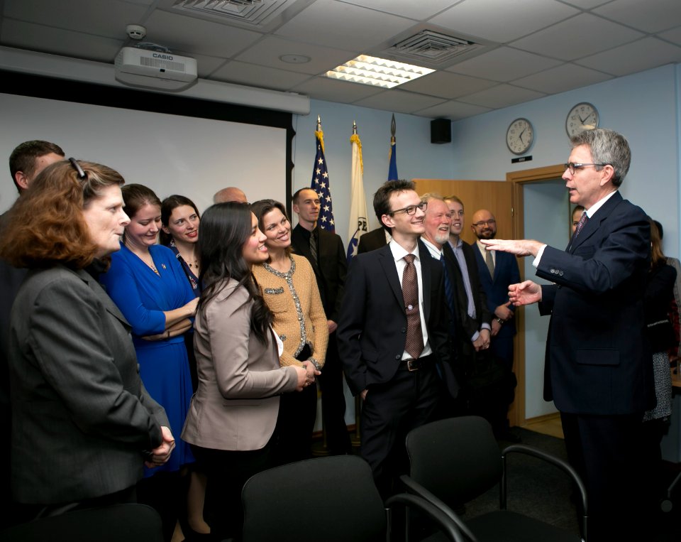 Ambassador Pyatt meets Peace Corps volunteers in Kyiv to celebrate the 55th anniversary of the Peace Corps, March 1, 2016 (25316930222)