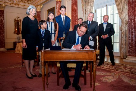 Ambassador to the Kingdom of Bahrain Siberell Signs His Appointment Papers After Being Sworn-In