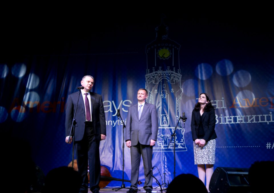 America Days in Vinnytsia -- Tumbling Bones concert, April 27, 2015 (19462856865)