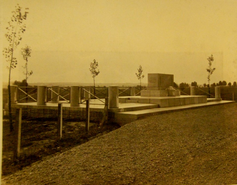 American Memorial near Kemmel, Belgium, 1923 (22081550721)
