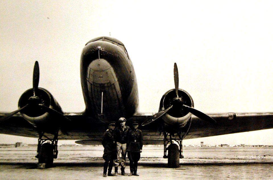American pilot Captain R. K. Clayton delivering Douglas A-20 to Russian pilots in Iran, 1943 (27444387575)