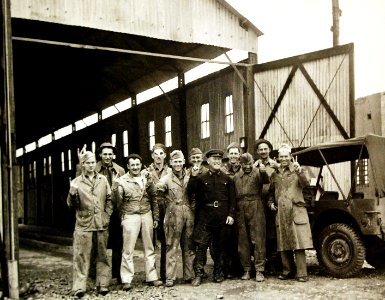 American truck mechanics in Iran during WWII (25106468496)