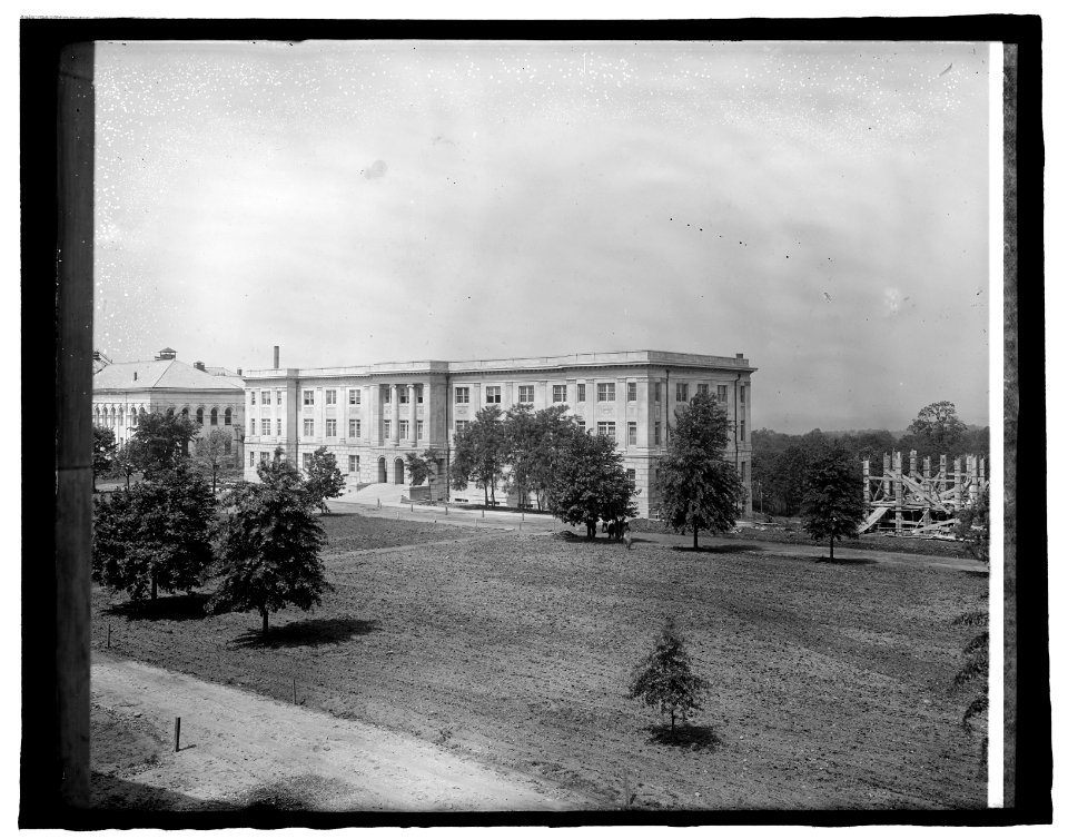 American University, (Washington, D.C.) LCCN2016826151