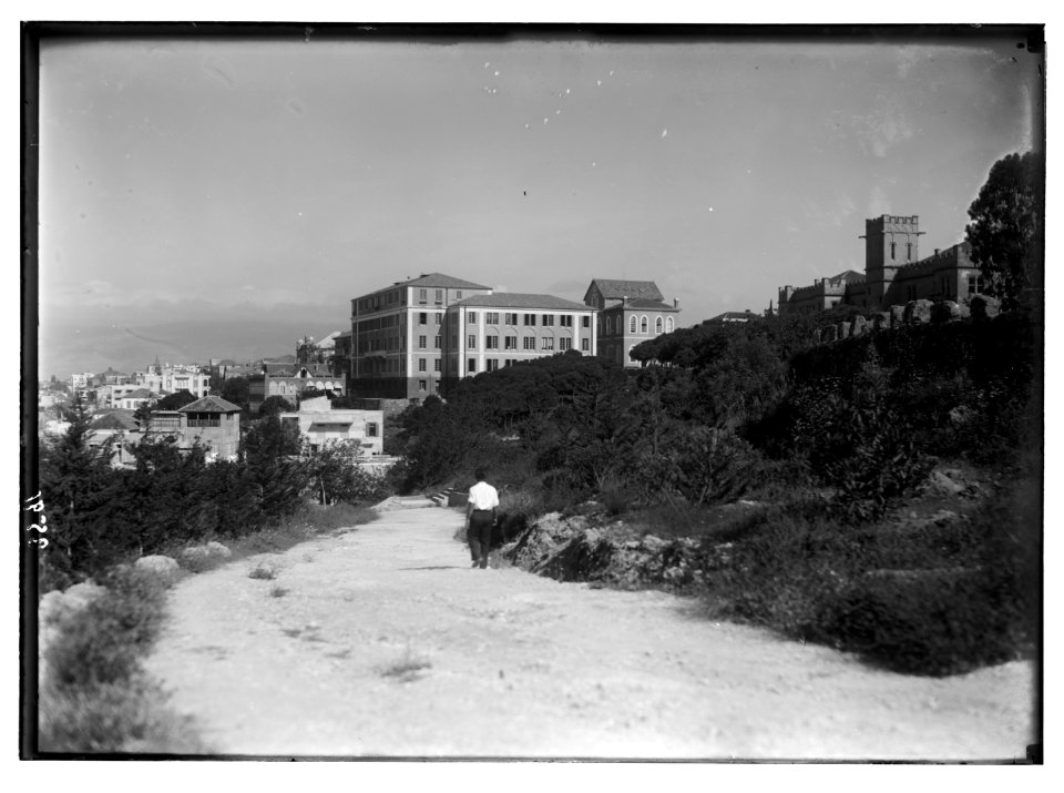 American University. Beirut, (A.U.B.). New medical bldg. (i.e., building) Gift of the Rockefeller Foundation LOC matpc.02839