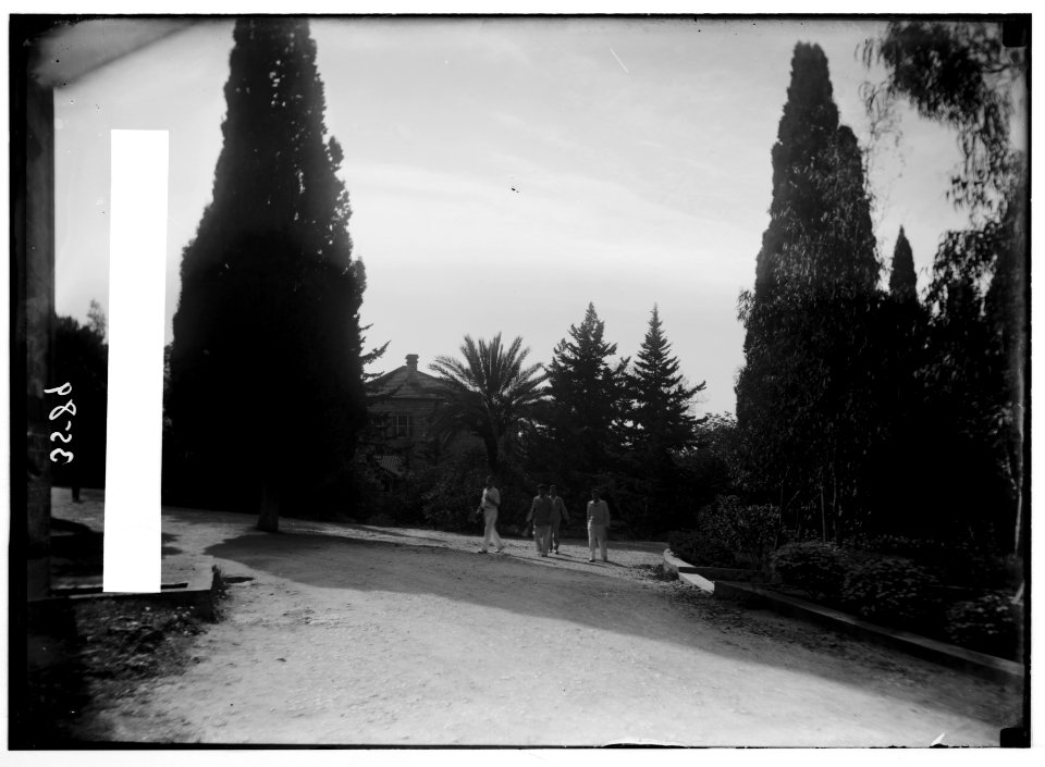 American University. Beirut, (A.U.B.). The president's home LOC matpc.02837