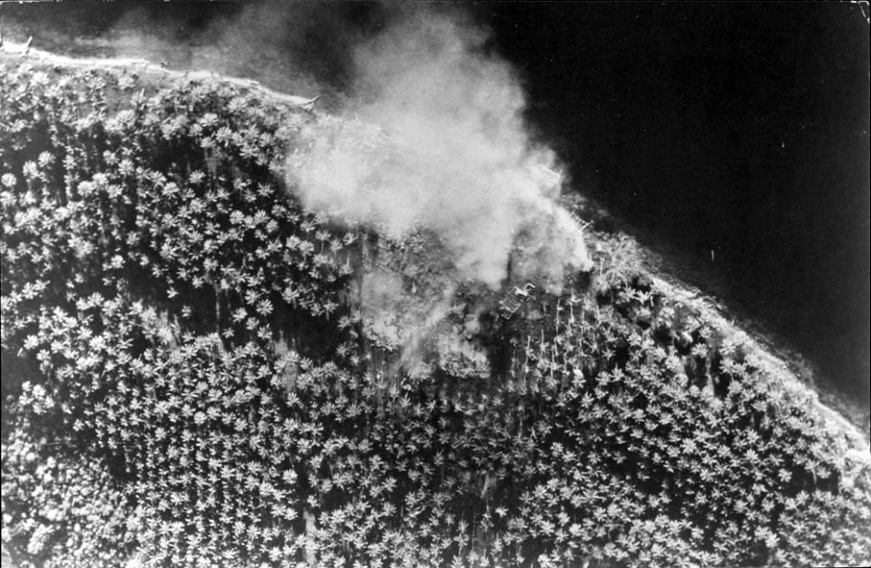 American-Planes-Bomb-Jap-Positions-In-The-Solomons-352026096567