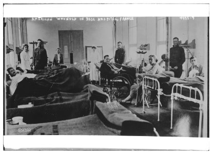 American wounded in base hospital, France LCCN2014706378