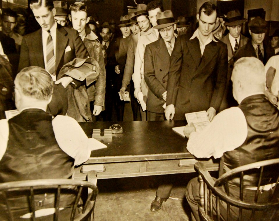 Americans lined up to apply for a job on an oil tanker, April 1942 (23226049414)