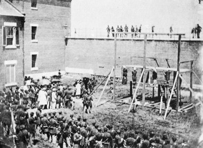 Amerikanischer Photograph - Die vier Verurteilten sind Mary Saratt David Herold, Lewis Payne und George Atzerodt (Zeno Fotografie)