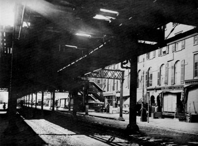 Amerikanischer Photograph um 1888 - Sixth Avenue zwischen der 42nd Street und der 43nd Street (Zeno Fotografie)