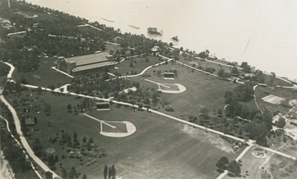 Amherstburg Ontario from an Aeroplane (HS85-10-37687)