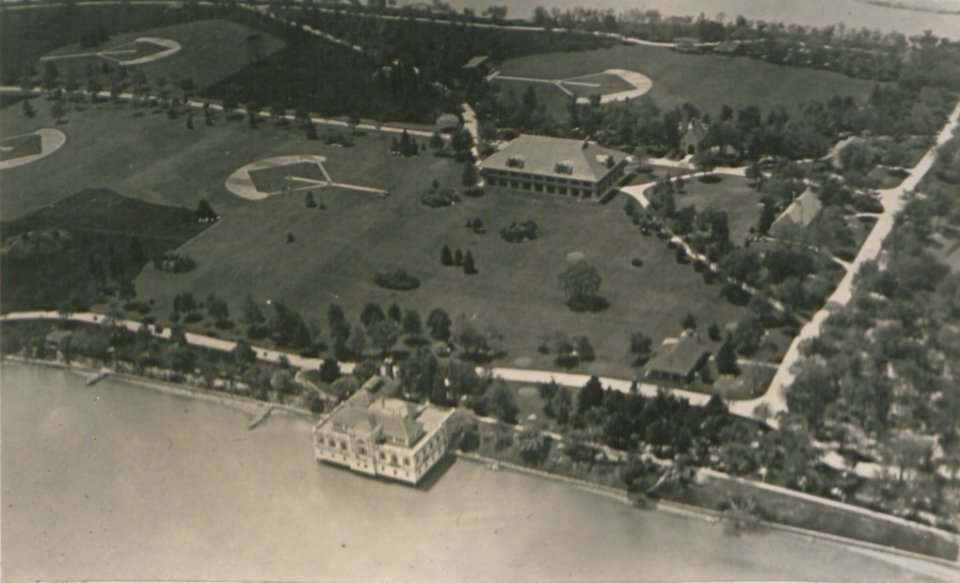 Amherstburg Ontario from an Aeroplane (HS85-10-37686)