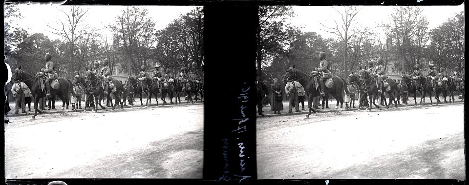 Amiens. 1er avril 1916. Goumiers - Fonds Berthelé - 49Fi195