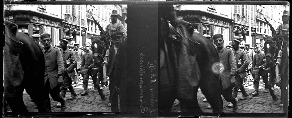Amiens. 8.6.1915. Prisonniers allemands - Fonds Berthelé - 49Fi22