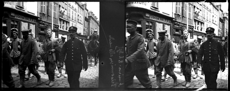 Amiens. 8.6.1915. Prisonniers allemands - Fonds Berthelé - 49Fi29